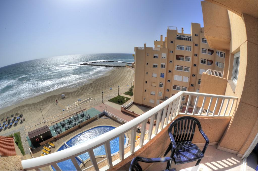 Apartamentos La Mirage La Manga del Mar Menor Kültér fotó